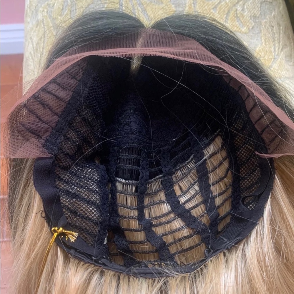 Wig - Picture 6 of 6